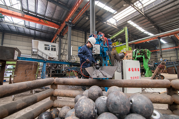 新余网架配件-螺栓球加工车间